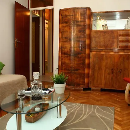 Melody Apartment